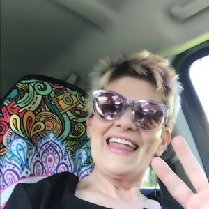 Meet your Posher, Ann